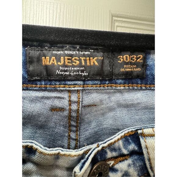 Majestik Jeans Mens Size 30/32 Light Wash Blue Slim Straight Studded Distressed - Picture 7 of 12